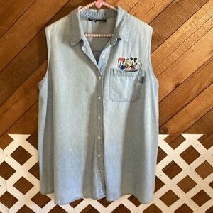 Vintage Mickey Unlimited embroidered Mickey and Minnie tank top size L